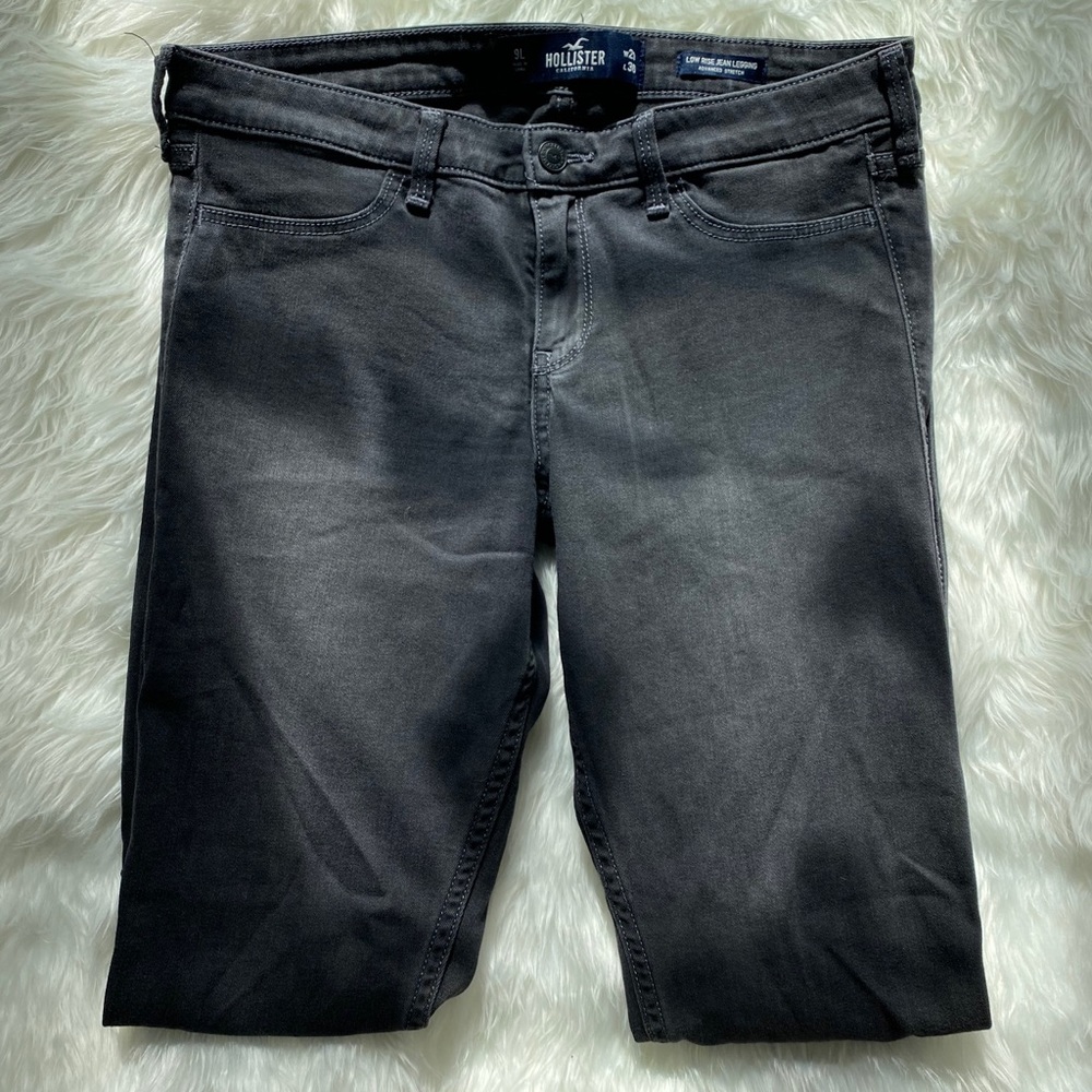 Hollister jeans  size 9L